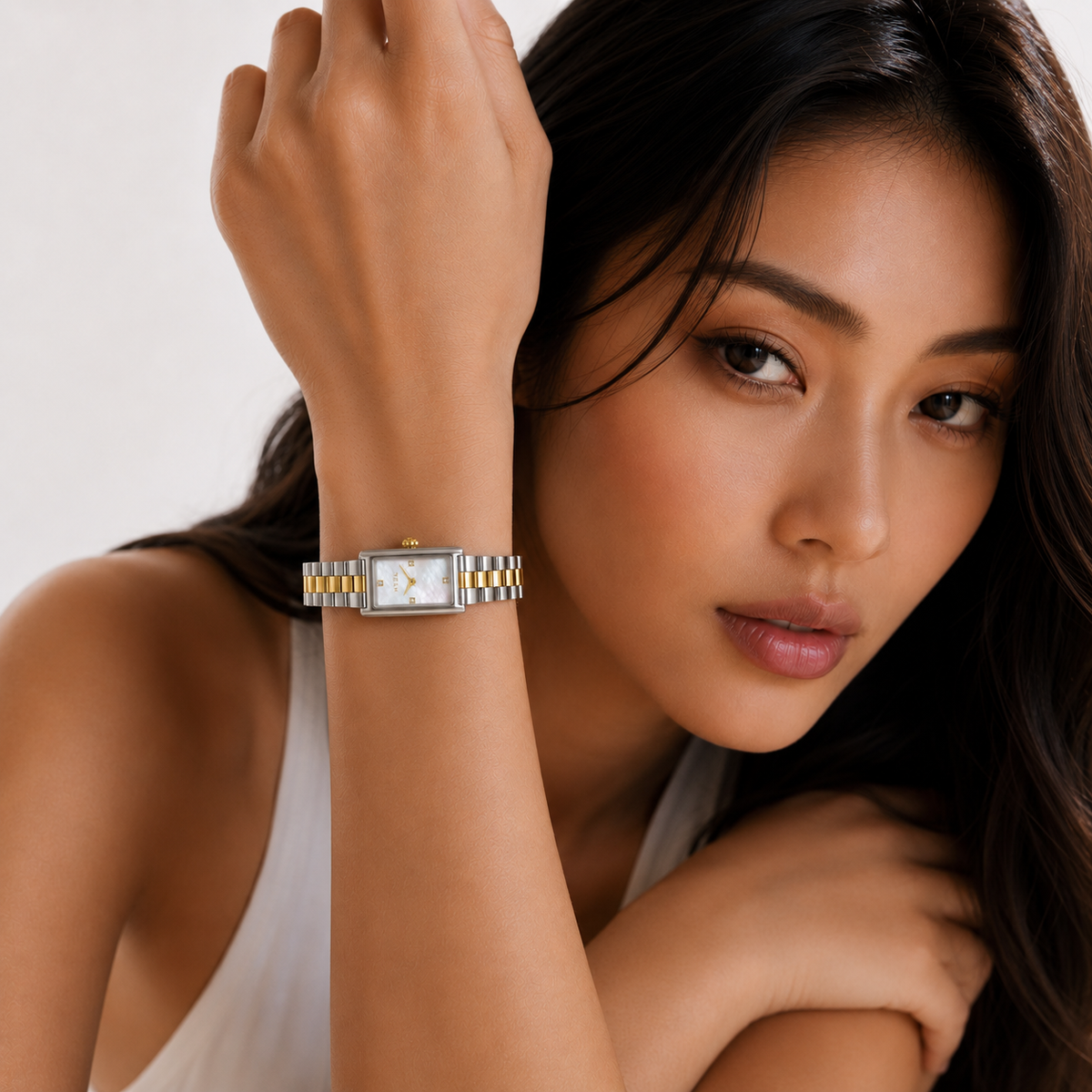 Saint Tropez Mother of Pearl Sapphire Watch